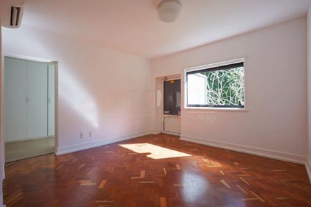 Casa à venda com 4 quartos, 426m² em Santo Amaro, São Paulo