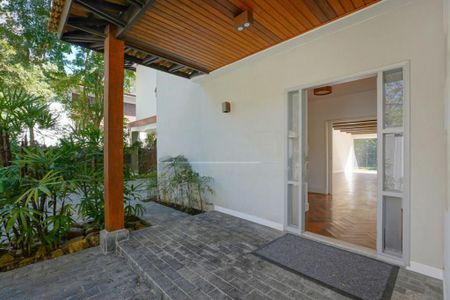 Casa à venda com 426m², 4 quartos e 9 vagas