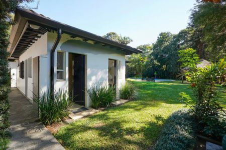 Casa à venda com 426m², 4 quartos e 9 vagas