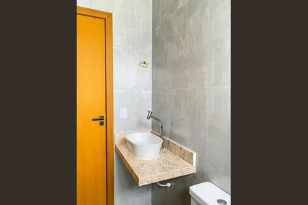 Casa à venda com 133m², 3 quartos e 3 vagas Casa à venda com 133m², 3 quartos e 3 vagasBanheiro da Suíte 1
