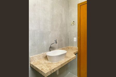 Casa à venda com 133m², 3 quartos e 3 vagas Casa à venda com 133m², 3 quartos e 3 vagasBanheiro da Suíte 3