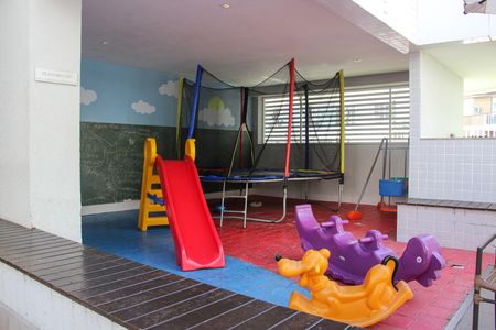 Apartamento para alugar com 3 quartos, 102m² em São Bento, Cabo Frio