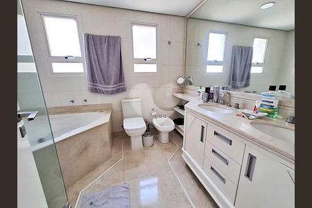 Apartamento à venda com 264m², 4 quartos e 4 vagas