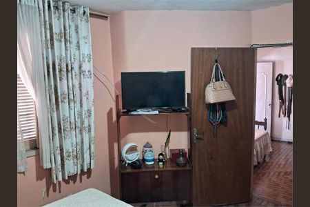 Casa à venda com 3 quartos, 177m² em Parada Inglesa, São Paulo