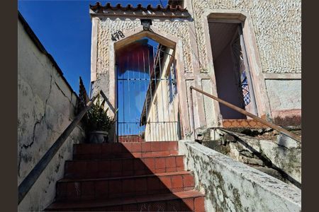 Casa à venda com 177m², 3 quartos e 2 vagas