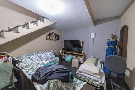 Sala de casa para alugar com 3 quartos, 214m² em Vila Paranagua, São Paulo