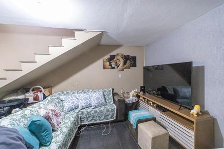 Casa para alugar com 214m², 3 quartos e 2 vagasSala