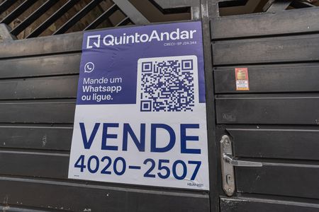 Casa para alugar com 214m², 3 quartos e 2 vagasinstada dia 12-06-2026 Placa: HBJM-2021