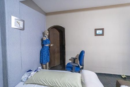 Casa para alugar com 214m², 3 quartos e 2 vagasSala