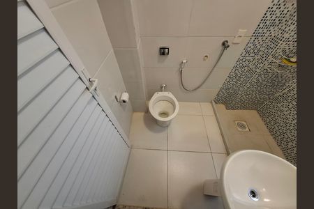 Banheiro de apartamento para alugar com 1 quarto, 48m² em Centro, Rio de Janeiro