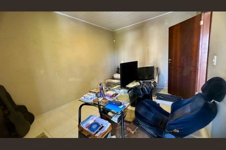 Casa à venda com 3 quartos, 180m² em Jardim Juá, São Paulo