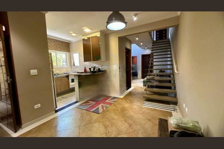 Casa à venda com 3 quartos, 180m² em Jardim Juá, São Paulo