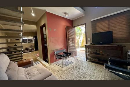 Casa à venda com 3 quartos, 180m² em Jardim Juá, São Paulo