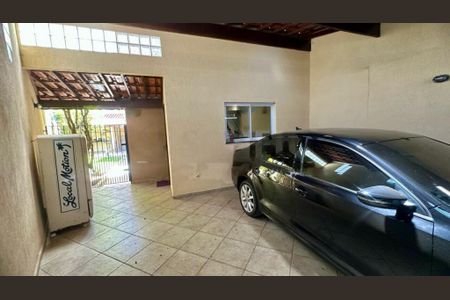 Casa à venda com 180m², 3 quartos e 2 vagas