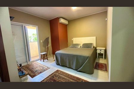 Casa à venda com 3 quartos, 180m² em Jardim Juá, São Paulo