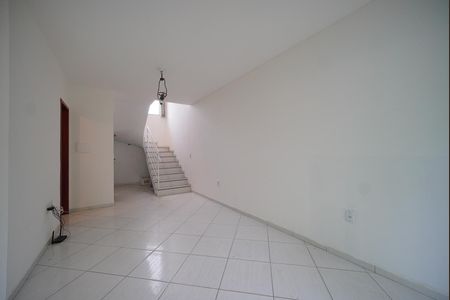 Sala de casa para alugar com 2 quartos, 84m² em São Sebastiao, Palhoça