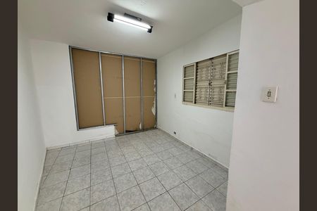 Casa para alugar com 120m², 2 quartos e 2 vagas Casa para alugar com 120m², 2 quartos e 2 vagasQuarto 1