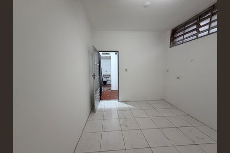 Casa para alugar com 120m², 2 quartos e 2 vagas Casa para alugar com 120m², 2 quartos e 2 vagasCozinha