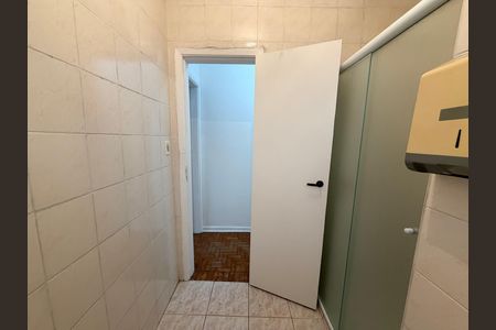 Casa para alugar com 120m², 2 quartos e 2 vagas Casa para alugar com 120m², 2 quartos e 2 vagasBanheiro 1