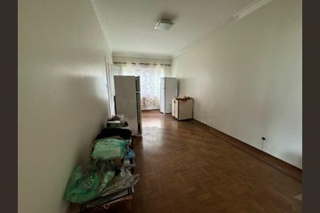 Casa à venda com 199m², 4 quartos e 4 vagas