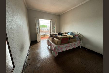 Casa à venda com 199m², 4 quartos e 4 vagas