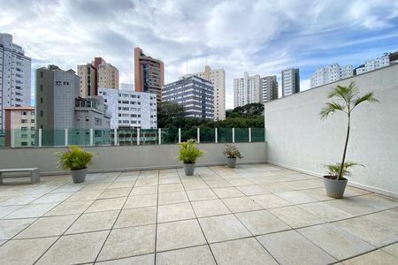 Apartamento à venda com 100m², 3 quartos e 2 vagas Apartamento à venda com 100m², 3 quartos e 2 vagasÁrea comum - Pátio