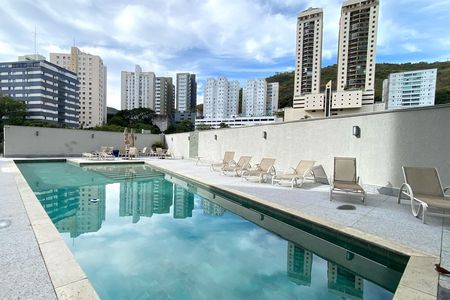 Apartamento à venda com 100m², 3 quartos e 2 vagas Apartamento à venda com 100m², 3 quartos e 2 vagasÁrea comum - Piscina