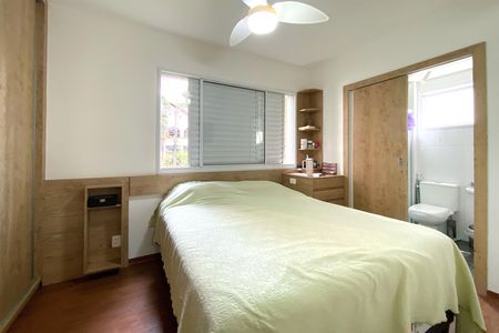 Apartamento à venda com 100m², 3 quartos e 2 vagas Apartamento à venda com 100m², 3 quartos e 2 vagasSuite