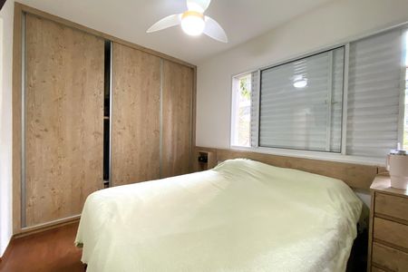 Apartamento à venda com 100m², 3 quartos e 2 vagas Apartamento à venda com 100m², 3 quartos e 2 vagasSuite