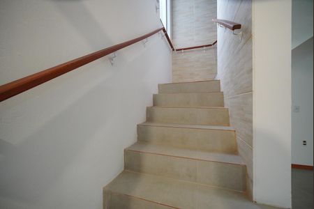 Casa para alugar com 180m², 3 quartos e 4 vagasEscada de acesso a Cobertura