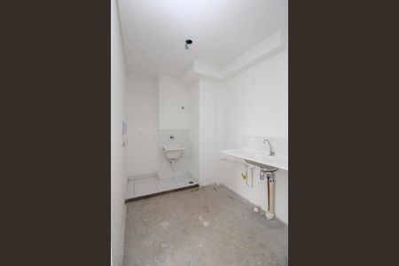 Apartamento para alugar com 44m², 2 quartos e sem vaga Apartamento para alugar com 44m², 2 quartos e sem vagaCozinha e Área de Serviço