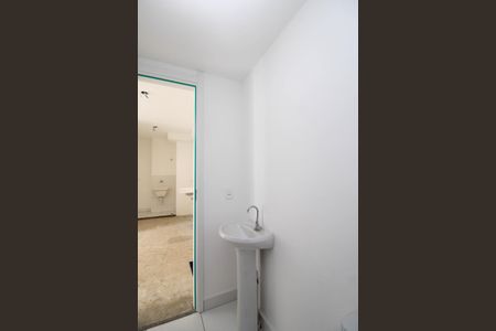 Apartamento para alugar com 44m², 2 quartos e sem vaga Apartamento para alugar com 44m², 2 quartos e sem vagaBanheiro