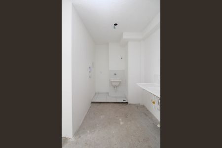 Apartamento para alugar com 44m², 2 quartos e sem vaga Apartamento para alugar com 44m², 2 quartos e sem vagaCozinha e Área de Serviço