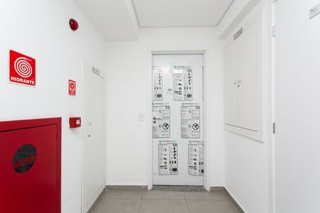 Apartamento à venda com 100m², 3 quartos e 2 vagas Apartamento à venda com 100m², 3 quartos e 2 vagasEntrada do Apartamento