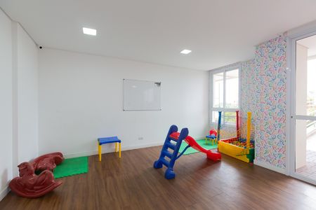 Apartamento à venda com 100m², 3 quartos e 2 vagas Apartamento à venda com 100m², 3 quartos e 2 vagasÁrea comum - Brinquedoteca
