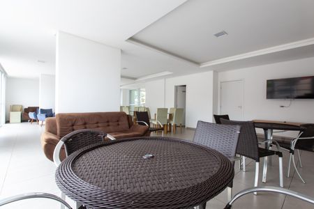 Apartamento à venda com 100m², 3 quartos e 2 vagas Apartamento à venda com 100m², 3 quartos e 2 vagasSalão de Festas
