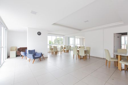 Apartamento à venda com 100m², 3 quartos e 2 vagas Apartamento à venda com 100m², 3 quartos e 2 vagasSalão de Festas