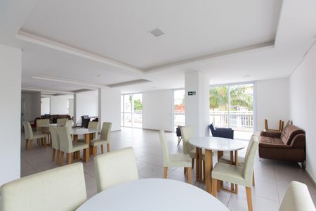 Apartamento à venda com 100m², 3 quartos e 2 vagas Apartamento à venda com 100m², 3 quartos e 2 vagasSalão de Festas