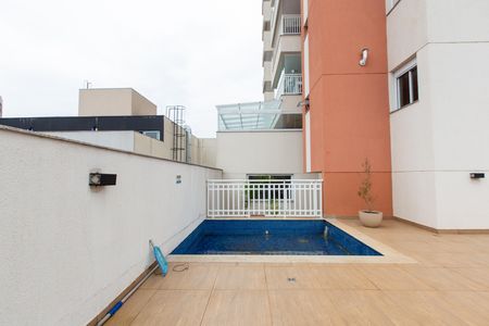 Apartamento à venda com 100m², 3 quartos e 2 vagas Apartamento à venda com 100m², 3 quartos e 2 vagasÁrea comum - Piscina