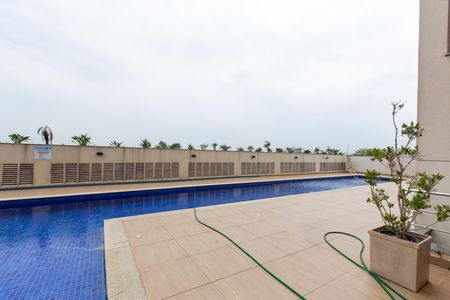 Apartamento à venda com 100m², 3 quartos e 2 vagas Apartamento à venda com 100m², 3 quartos e 2 vagasÁrea comum - Piscina