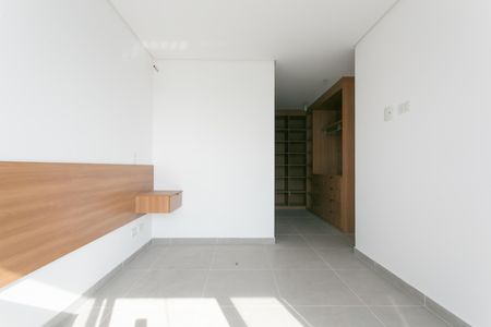 Apartamento à venda com 100m², 3 quartos e 2 vagas Apartamento à venda com 100m², 3 quartos e 2 vagasSuíte