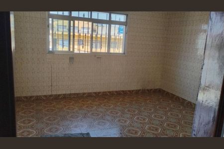 Casa à venda com 3 quartos, 275m² em Vila Romano, São Paulo