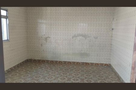 Casa à venda com 3 quartos, 275m² em Vila Romano, São Paulo