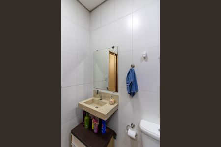 Casa à venda com 145m², 3 quartos e 1 vaga Casa à venda com 145m², 3 quartos e 1 vagaBanheiro