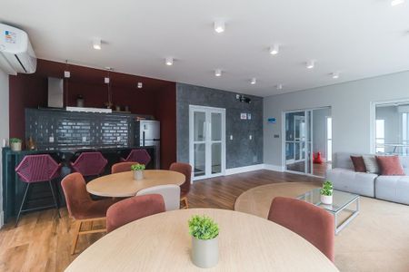 Apartamento para alugar com 53m², 2 quartos e 1 vaga Apartamento para alugar com 53m², 2 quartos e 1 vagaÁrea comum - Salão de festas