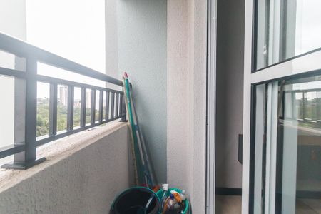 Sacada da Sala de apartamento para alugar com 2 quartos, 53m² em Jardim Debora, Poá