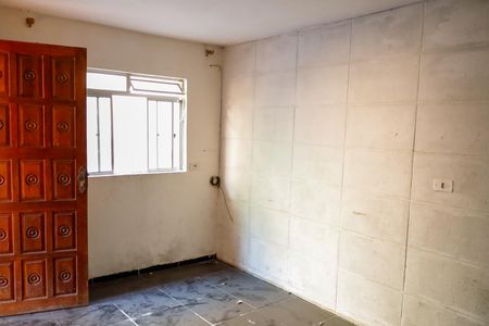 sala de casa para alugar com 2 quartos, 40m² em Padroeira, Osasco