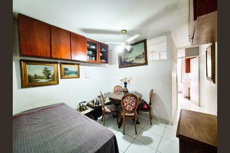 Apartamento à venda com 48m², 2 quartos e 1 vaga Apartamento à venda com 48m², 2 quartos e 1 vagaSala