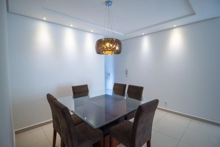 Apartamento para alugar com 86m², 3 quartos e 2 vagas Apartamento para alugar com 86m², 3 quartos e 2 vagasSala