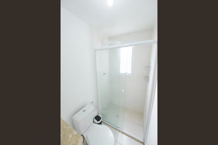 Banheiro de apartamento para alugar com 1 quarto, 27m² em Lavadouro de Areia, Taubaté